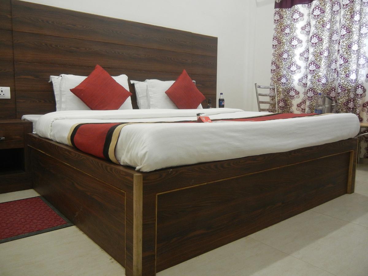 Oyo 9490 Prakash Farm Hotel Mathura Luaran gambar