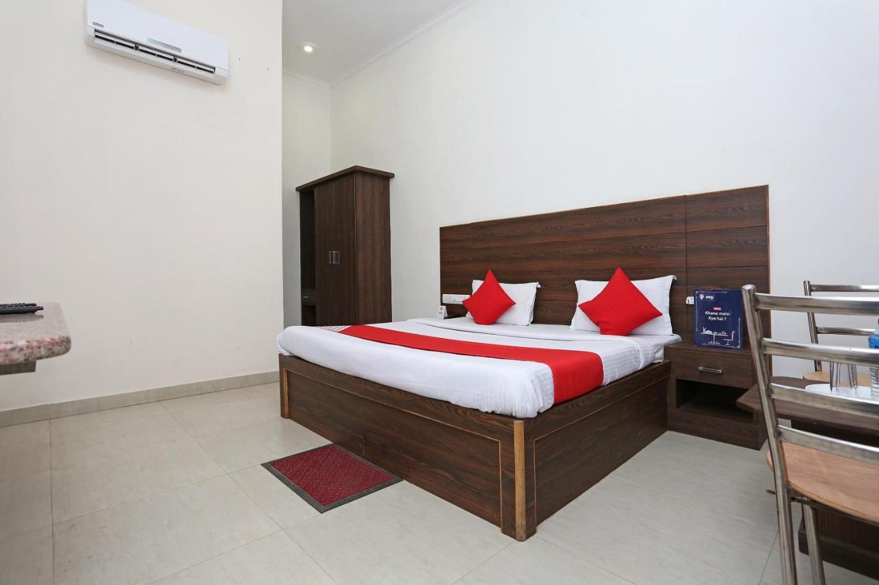 Oyo 9490 Prakash Farm Hotel Mathura Luaran gambar